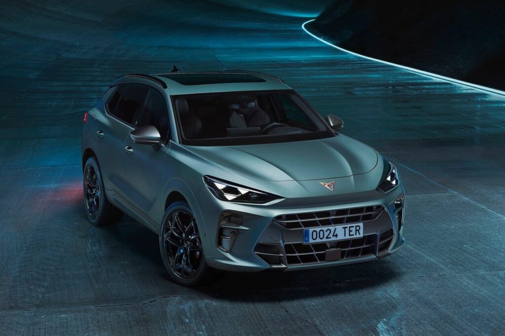 CUPRA Terramar PHEV